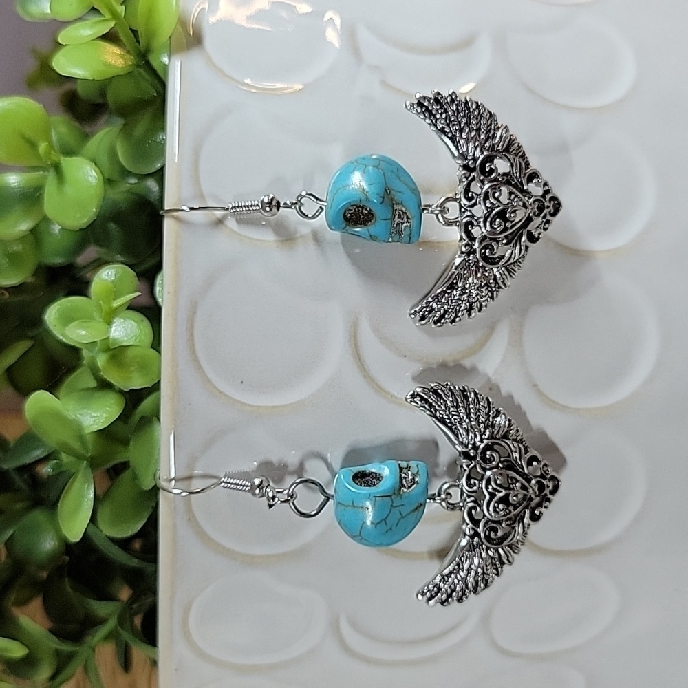 🔥LAST PAIR🔥 Winged Zombie Skull, turquoise